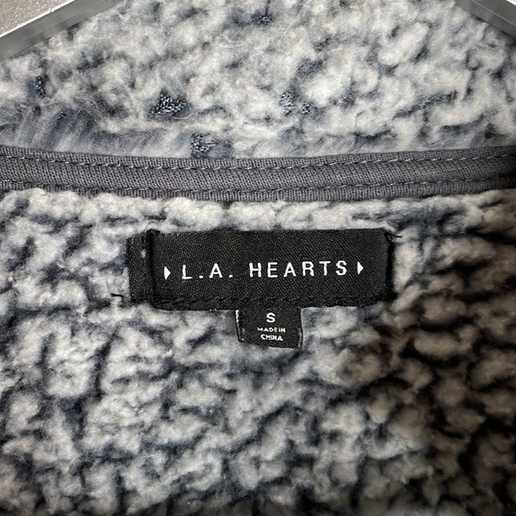 Gray Cropped Fleece Top - Picture 3 of 7